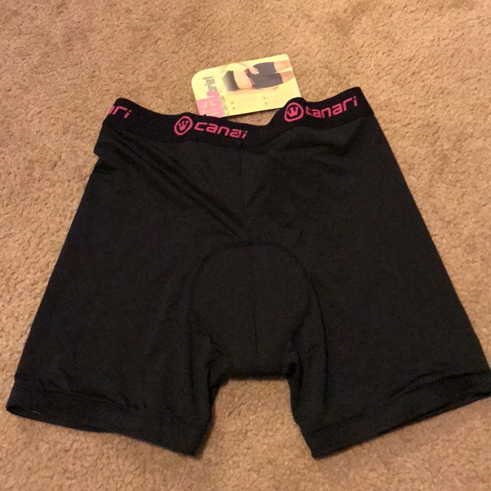 🚴🏼‍♀️NWT Canari Bike Spin Cycle Shorts🚴🏼‍♀️